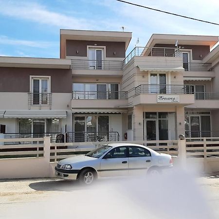 Erosaria Suites Nikíti Kültér fotó