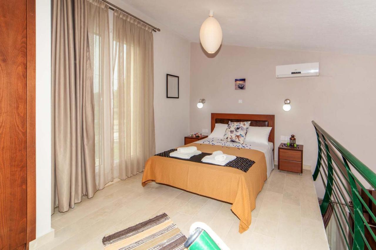 Erosaria Suites Nikíti Kültér fotó