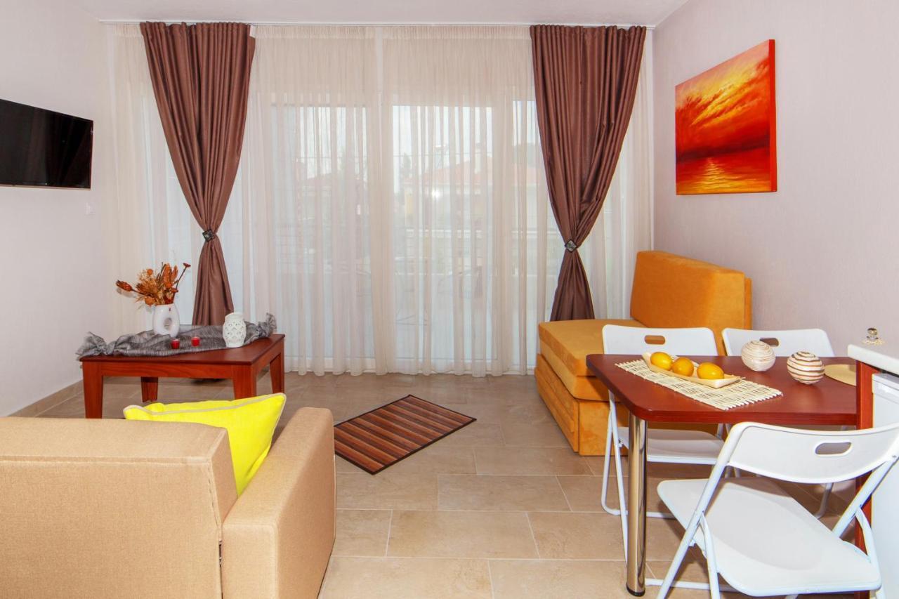 Erosaria Suites Nikíti Kültér fotó
